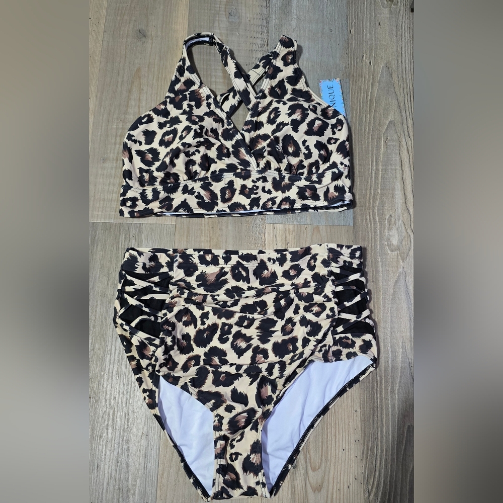 Size 14w Leopard Print High-Waisted Bikini - Picture 3 of 6